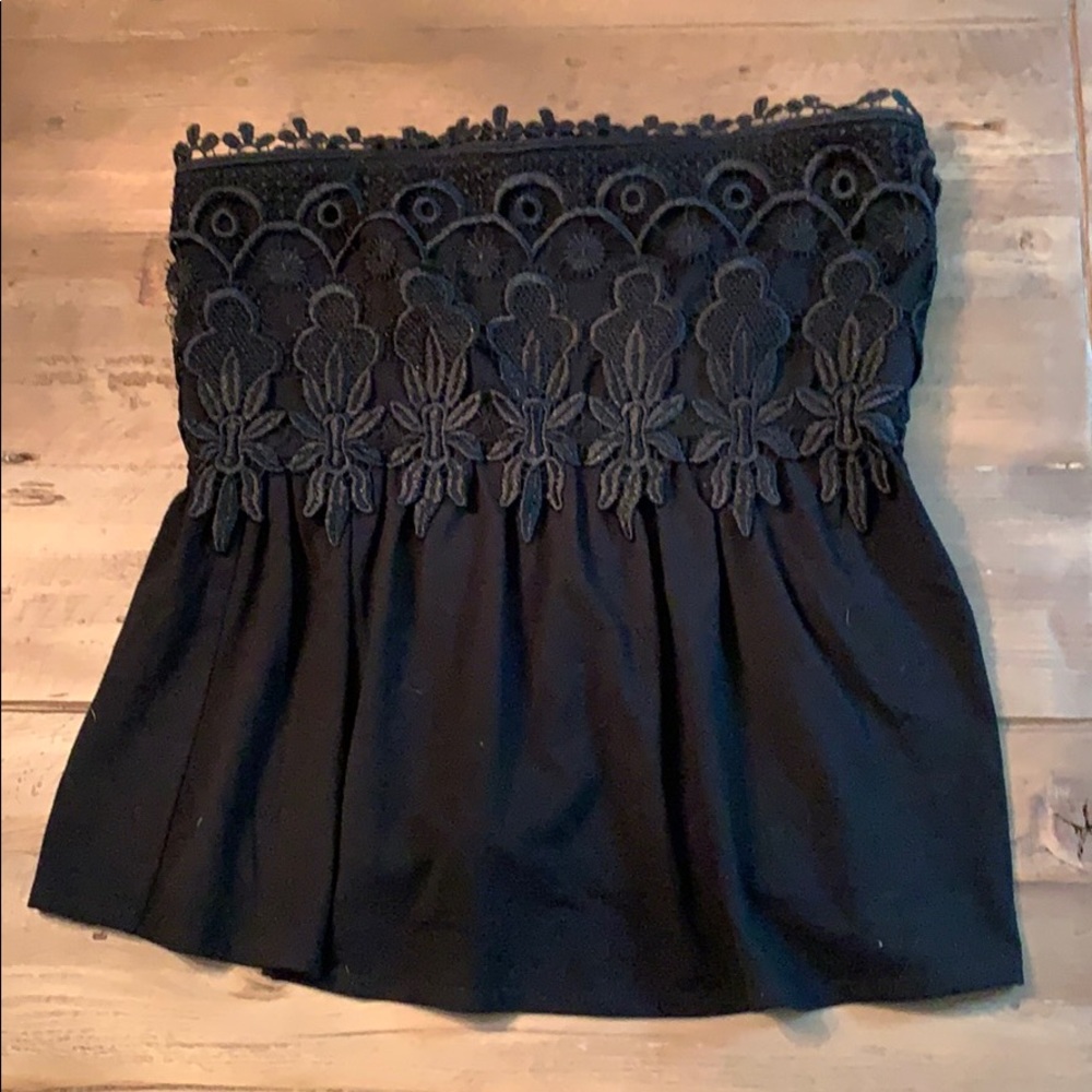 Strapless Etcetera top with intricate detailing